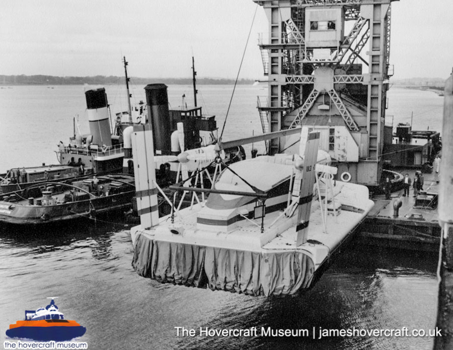 Vickers VA3 being delivered -  (credit: The Hovercraft Museum Trust).
